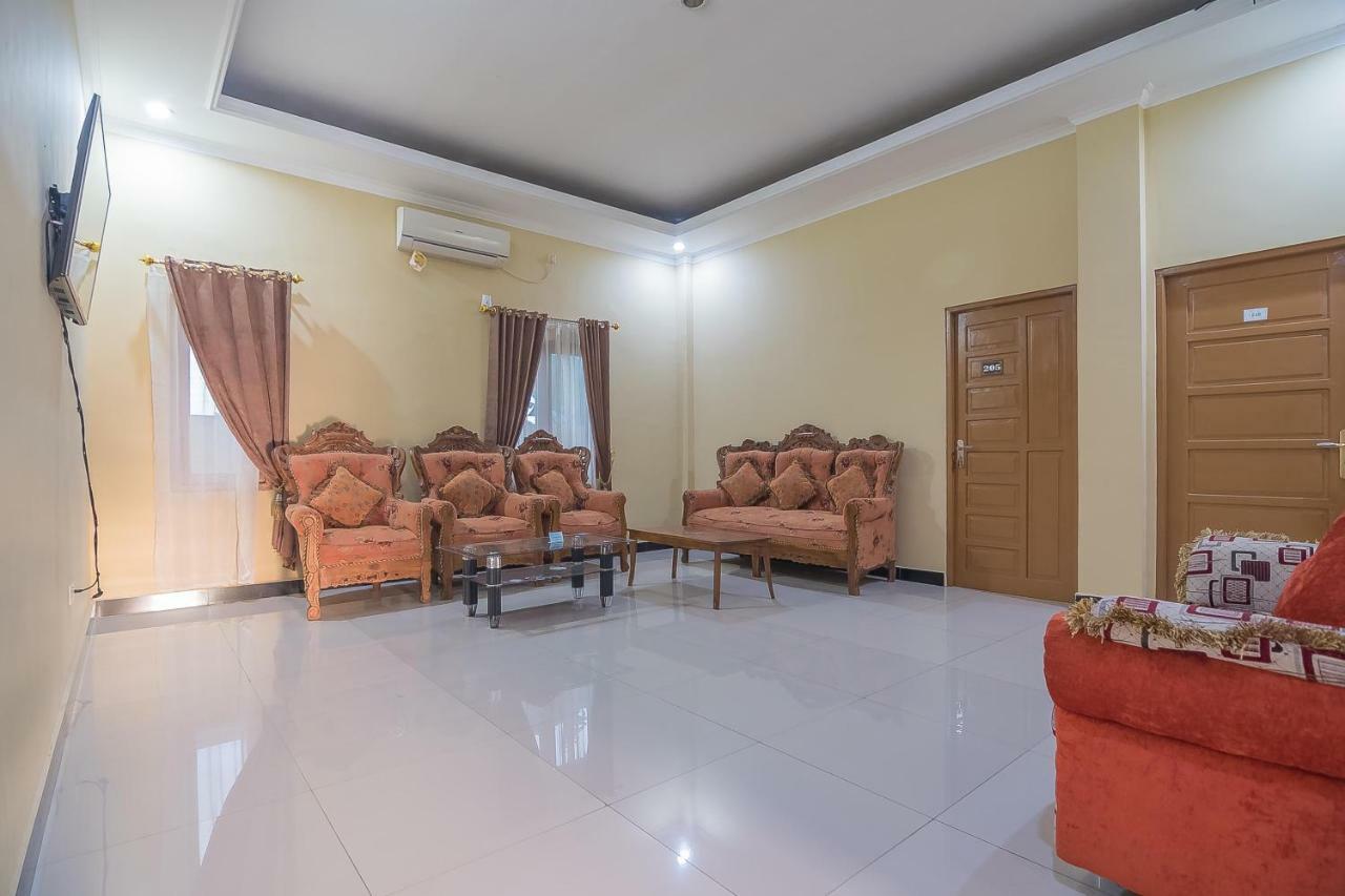 Reddoorz Plus Near Syamsudin Noor Airport 3 Banjarbaru Kültér fotó